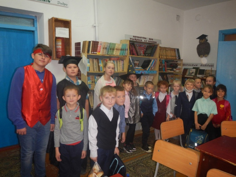 Знакомство с книжным домом.